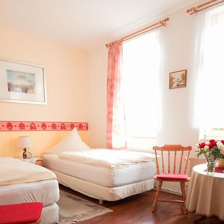 Pension Am Alten Markt Halle  Δωμάτιο φωτογραφία